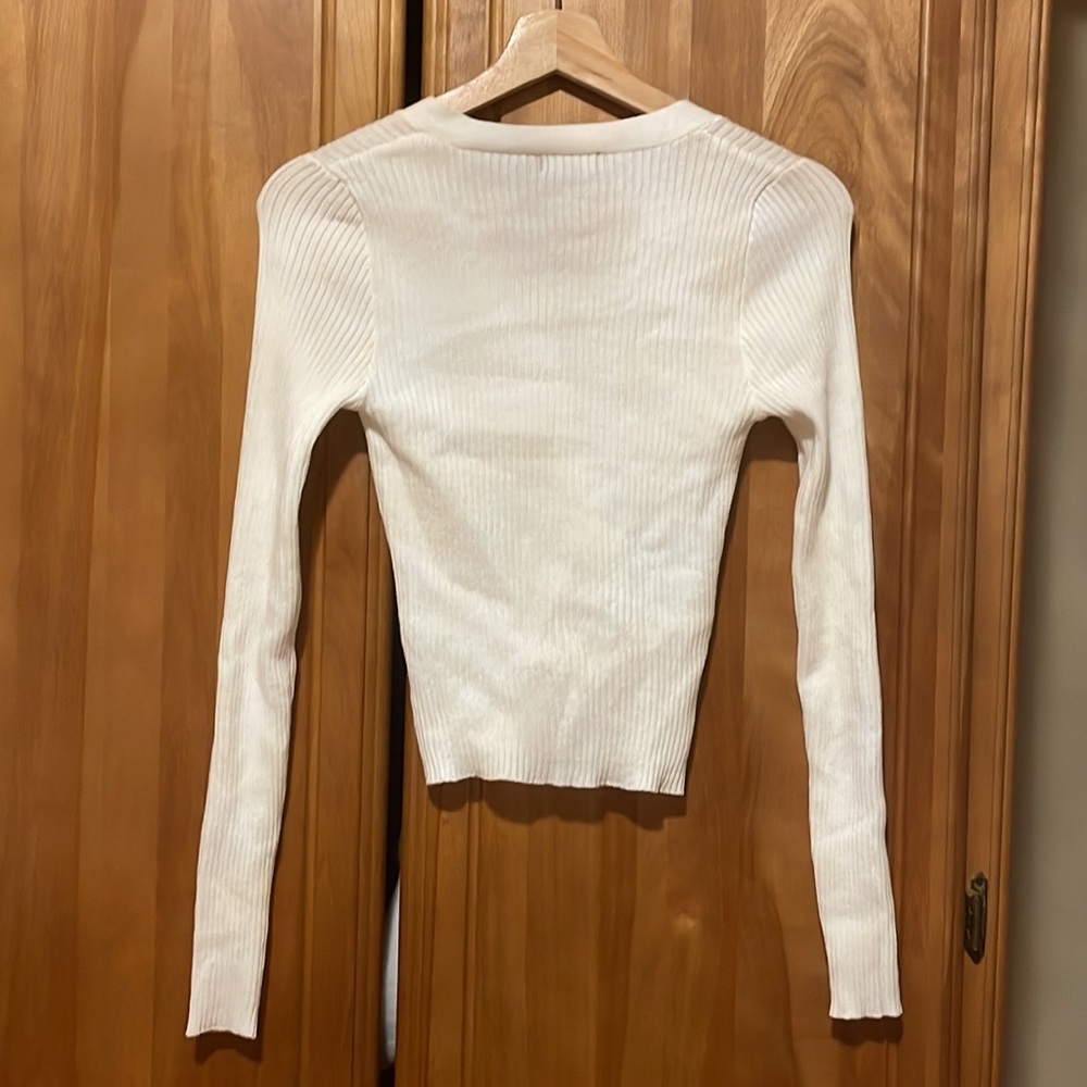White Ribbon Top - Picture 2 of 3